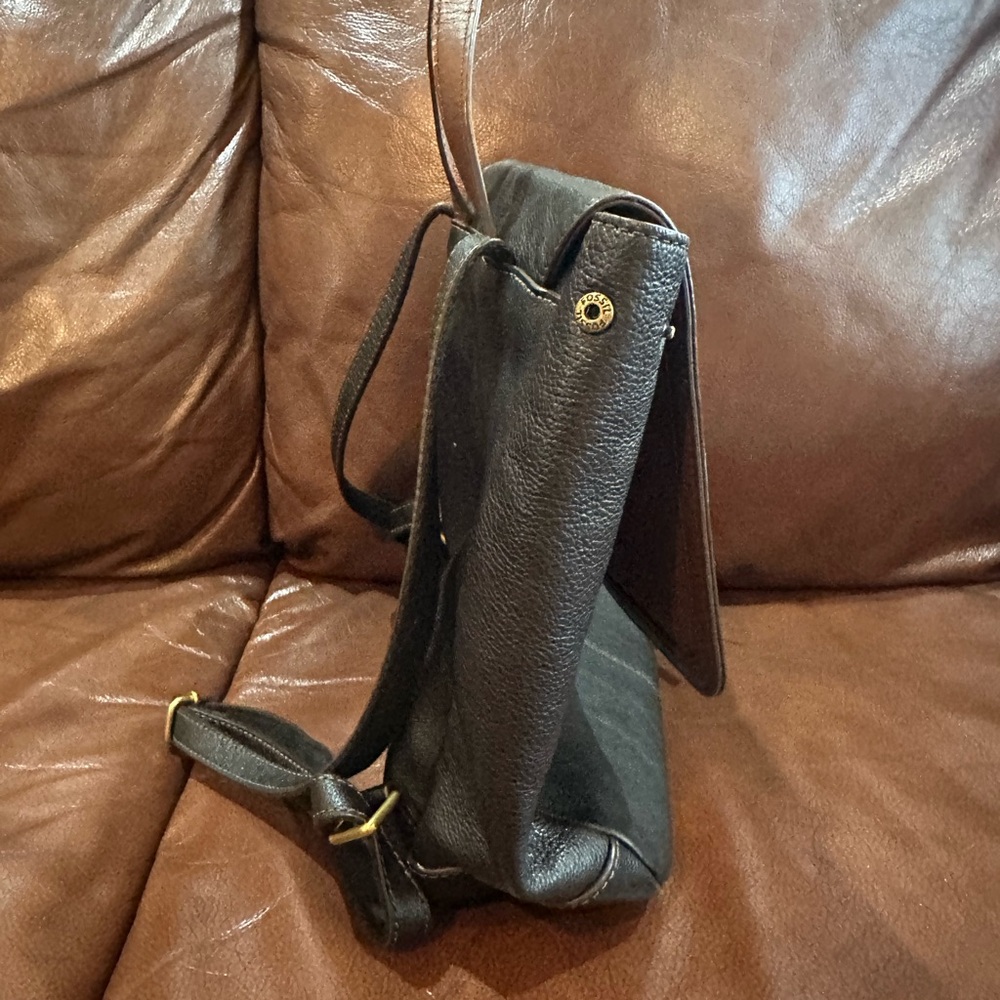 Black Backpack/Purse - Picture 6 of 12